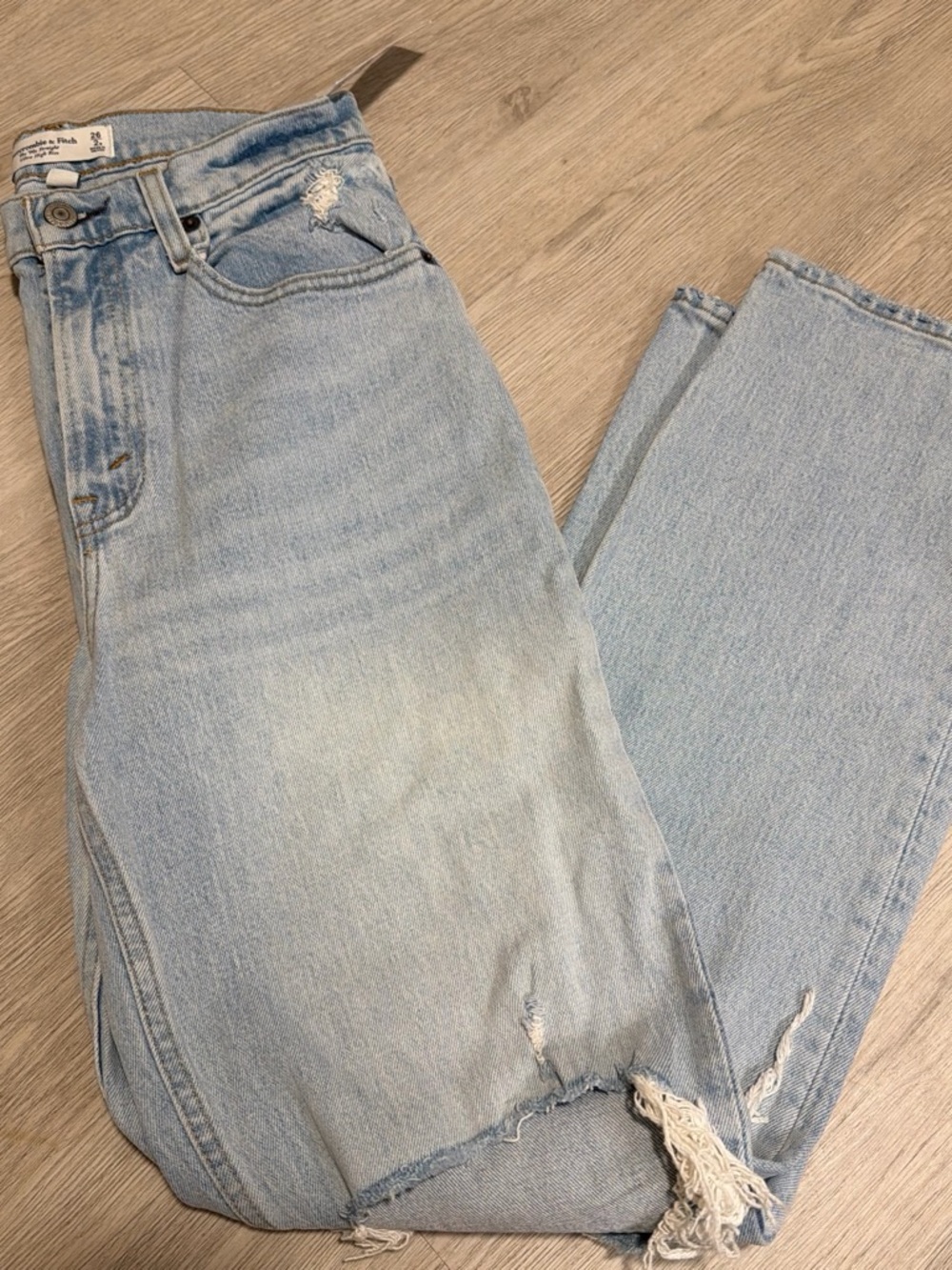 Abercrombie & Fitch Light Wash High Rise Women’s Jeans
